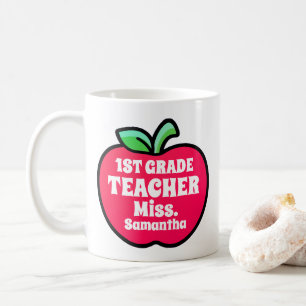 Mug Nom de l'enseignant de première année Apple person