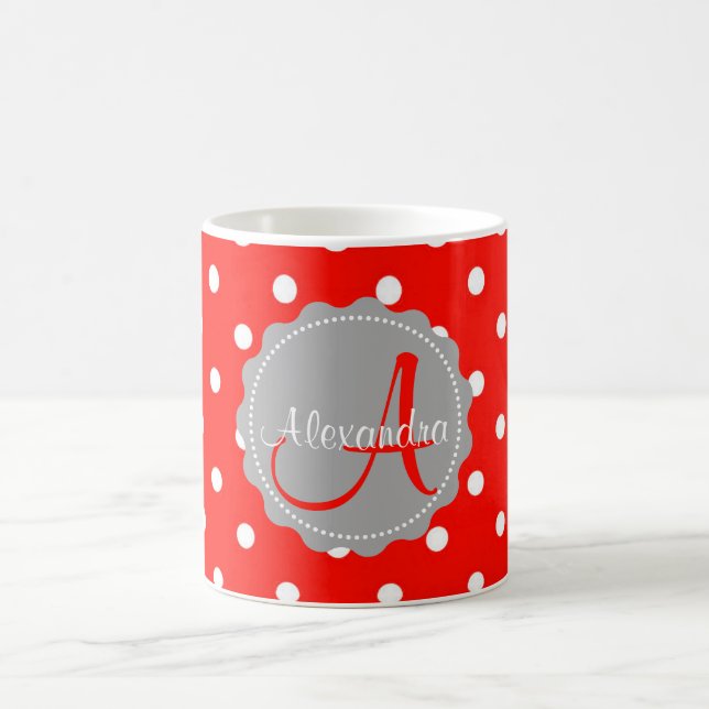 Mug Nom initial du monogramme du point de polka rouge  (Centre)