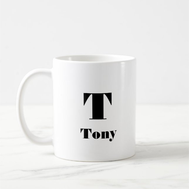 Mug Nom moderne Lettre initiale Couleur solide noir (Gauche)