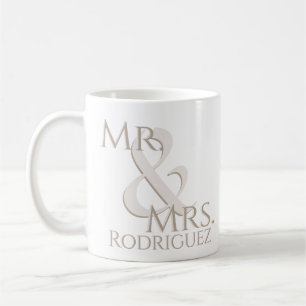 Mug nouvellement mariée monogramme - Cadeau Mariag