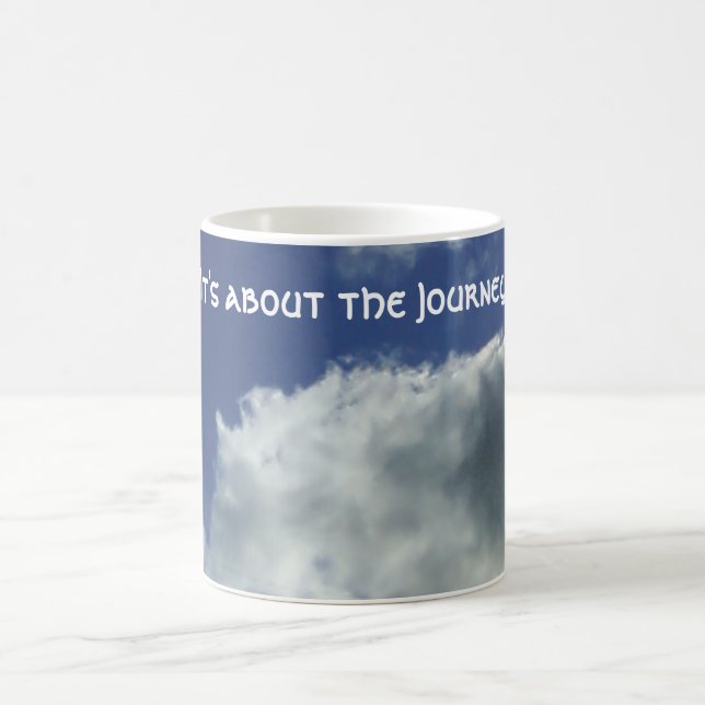 Mug nuages et ciel Il s'agit du voyage (Centre)
