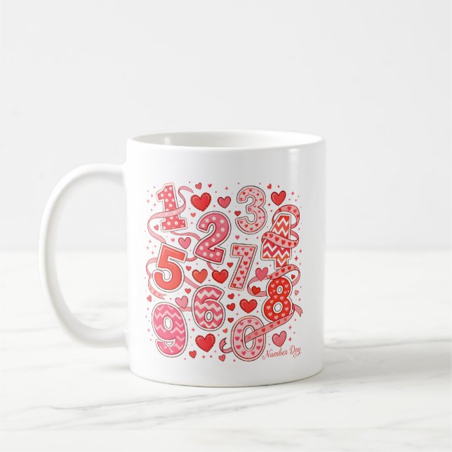 Mug Number Day Heart Numbers Design for Kids (Gauche)