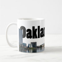 Oakland la Californie avec Oakland dans le ciel