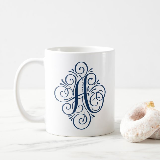 Mug Ornement Monogramme Swash Personnalisé (Avec donut)