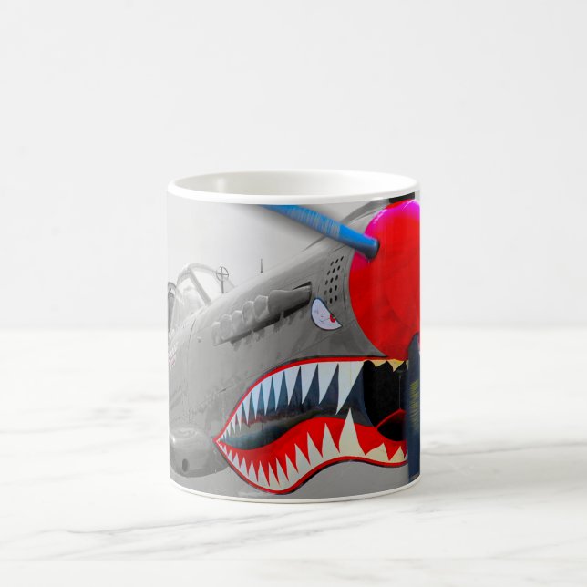 MUG P-40 WARHAWK (Centre)