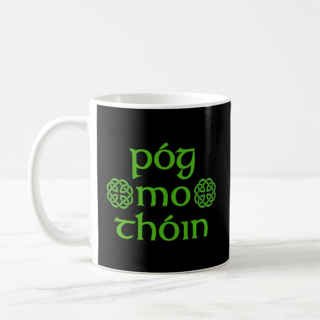 Mug Pã G Mo Thã Dans Des Noeuds Celtiques (Gauche)