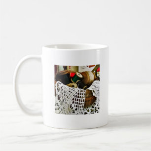 Mug Panier à coudre avec fil et dentelle