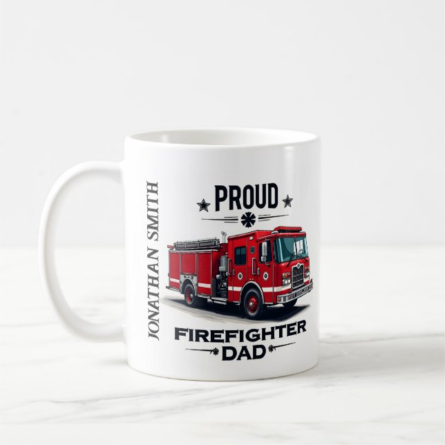 Mug Papa pompier personnalisé avec nom et camion de po (Gauche)