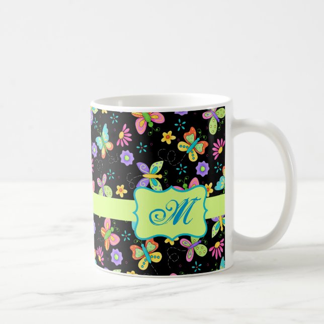 Mug Papillons Whimsy modernes sur Monogramme noir (Droite)