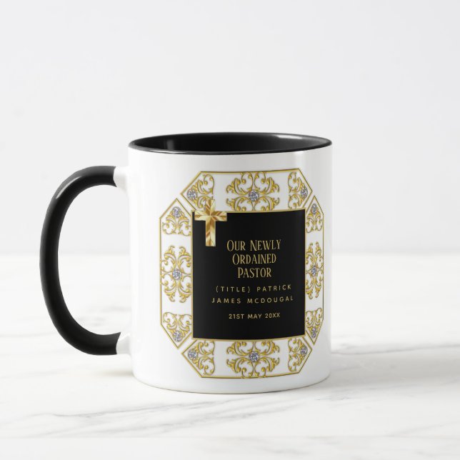 Mug Pasteur Récemment Ordonné cadeau d'installation Cu (Gauche)