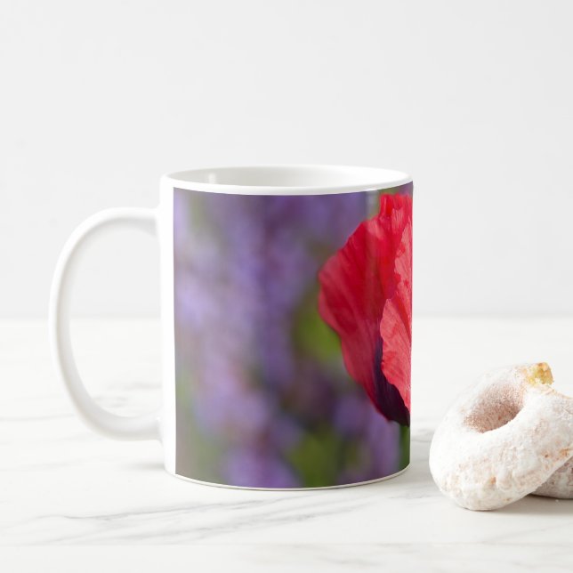 Mug Pavot rouge dans le jardin pourpre (Avec donut)