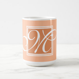Mug Peach fuzz élégant monogramme calligraphie