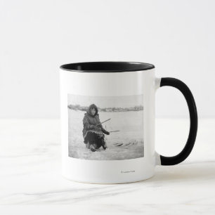Mug Pêche esquimaude de glace dans Nome, photographie