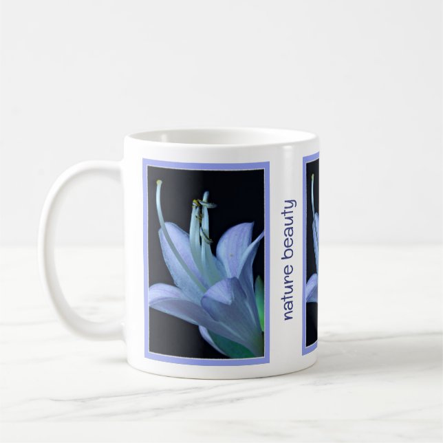 Mug Personalized Nature Beauty Hosta Flower in Blue (Gauche)