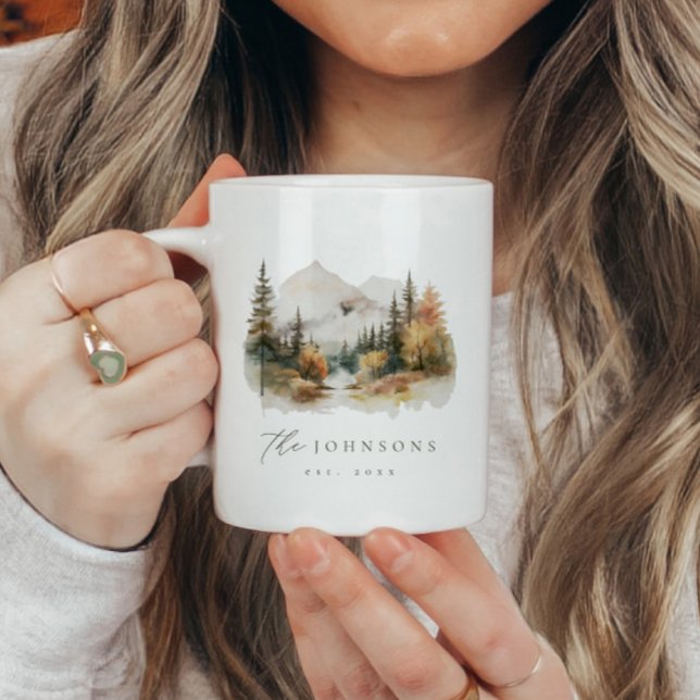 Mug Personnalisé Rustic Mountain Nom de famille Est Mu (Créateur téléchargé)