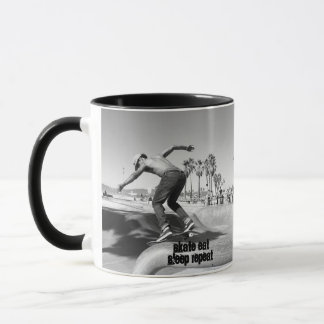 Mug Personnaliser, Faire du skate Manger Dormir Recomm