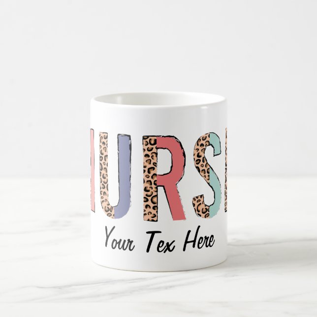 Mug Personnaliser l'infirmière de texte (Centre)
