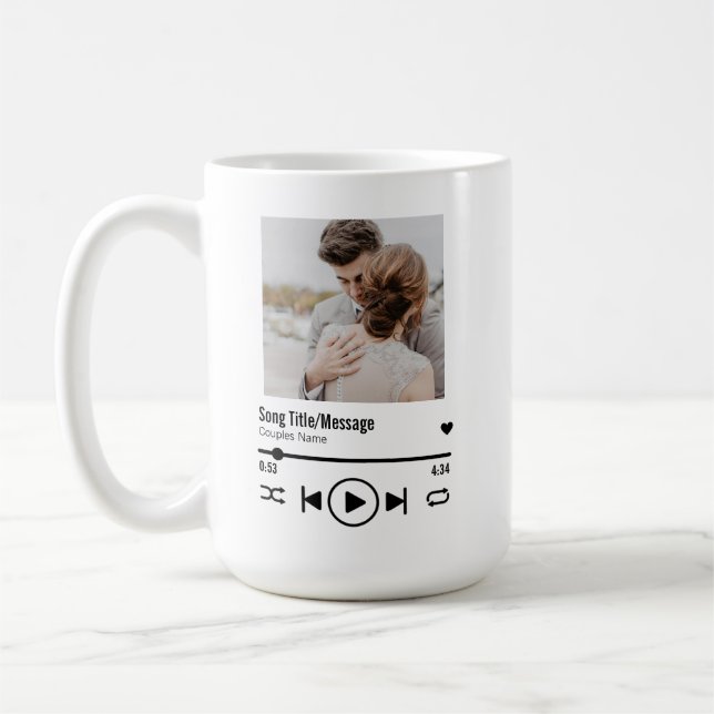 Mug Personnalized Newlywed Photo Song Playlist (Gauche)