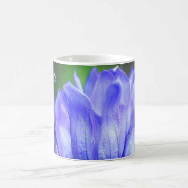 Mug Pétales de fleurs géantes bleues personnalisées (Centre)