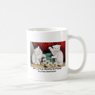 Mug Petits chatons blancs jouant des dominos