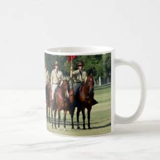 Mug pi d'artillerie de filon-couche, demi de section