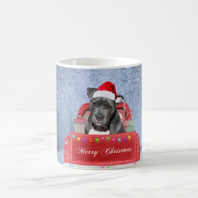 Mug Pit Bull Dog in Neige assis sur un camion de Noël (Centre)