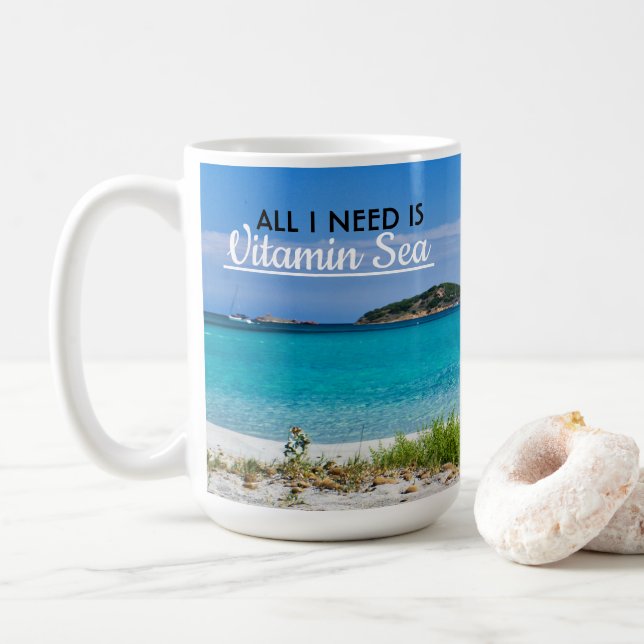 Mug Plage de sable blanc avec eau turquoise vitamine m (Avec donut)