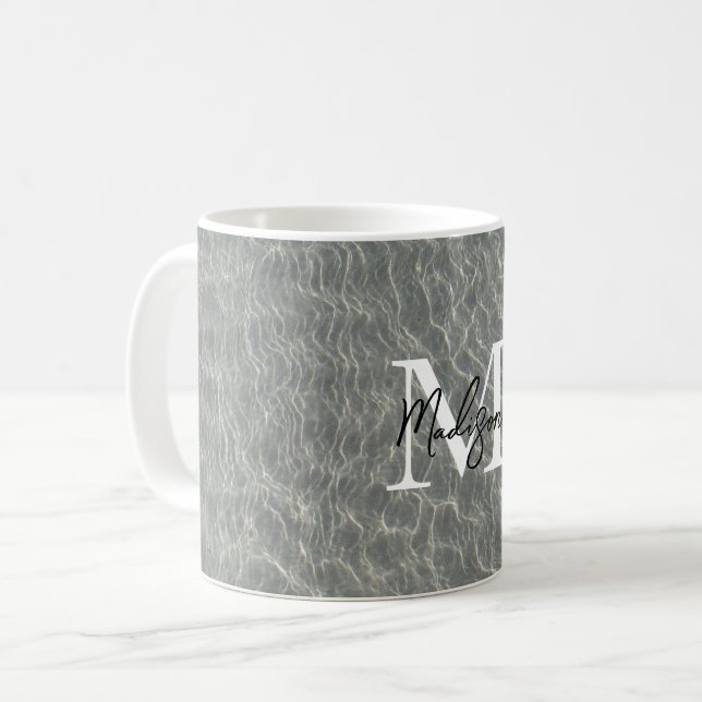 Mug Plage Océan Eau Ripples & Sable Monogramme (Devant gauche)