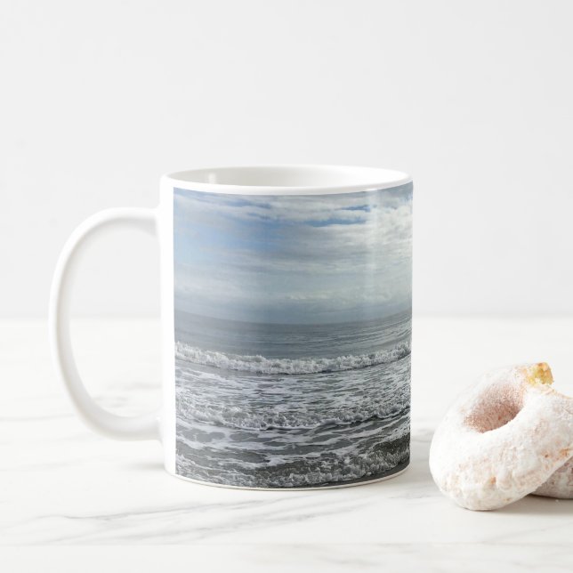 Mug Plage Ocean Water Sky Blue White Grey Wave Coastal (Avec donut)