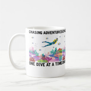 Mug Plongée en apnée à la poursuite d'aventures une pl