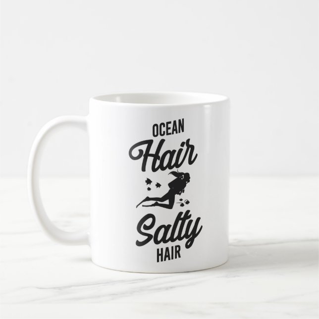Mug Plongée plongée Plongée Girl Ocean Air Salty Cheve (Gauche)