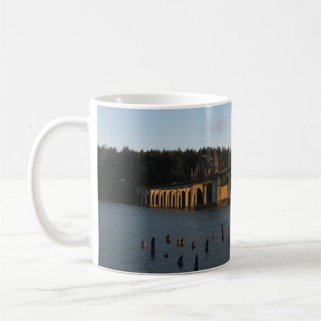 Mug Pont de la rivière Siuslaw à Florence en Oregon (Gauche)
