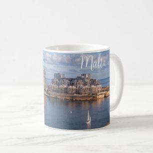 Mug Port de Sliema et gratte-ciel à Malte