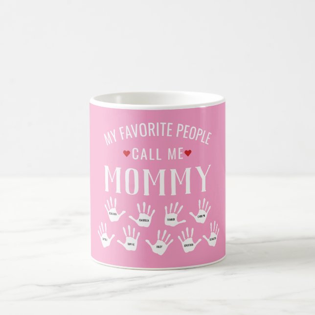 Mug Pour des noms de Handprint d'enfants de maman ou (Centre)