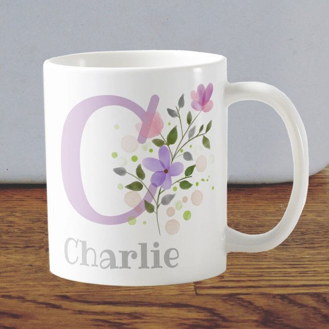 Mug Premier nom initial plus Charlie avec fleurs (Créateur téléchargé)