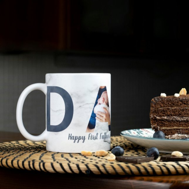 Mug Première Fête des pères Bébé Photo Dusty Blue Marb (Easily personalize this Photo Dad First Father's Day mug a gift he'll treasure forever)