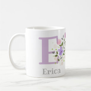 Mug Première initiale plus nom Erica avec des fleurs