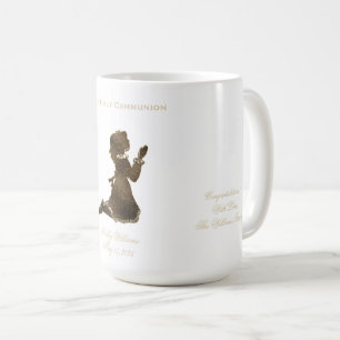 Mug Première Sainte Communion Priant La Fille Élégante