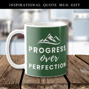 Mug Progrès sur le devis de la montagne de perfection
