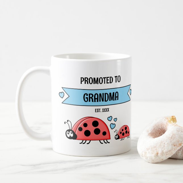 Mug Promoted to grandma ladybugs blue (Avec donut)