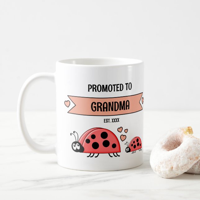 Mug Promoted to grandma ladybugs peach (Avec donut)