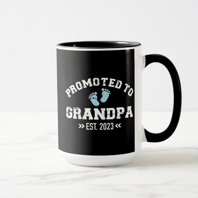 Mug Promu grand-père est. faire-part de grossesse 2023 (Droite)