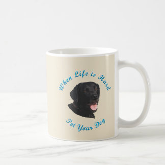 Mug Quand la vie est dure (labrador retriever)