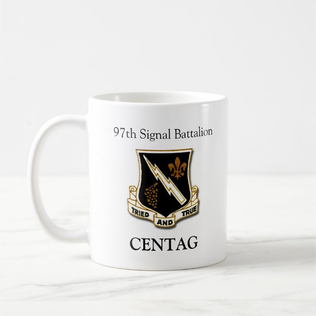 Mug quatre-vingt-dix-septième Milliard de signal. (Gauche)