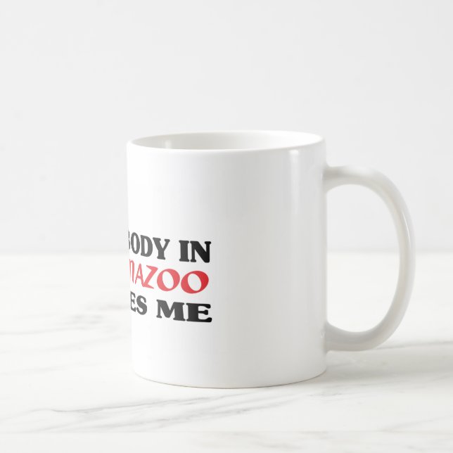 Mug Quelqu'un à Kalamazoo m'aime le t-shirt (Droite)