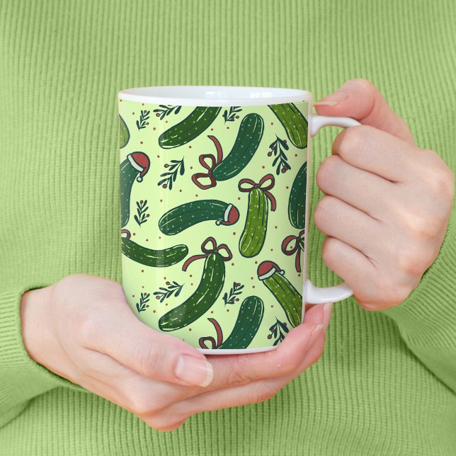 Mug Quirky Festive Pickles de Noël Motif (Christmas Pickle Pattern Tall Mug)