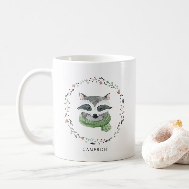 Mug Raccoon d'aquarelle avec couronne d'hiver (Avec donut)