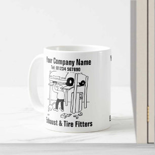 Mug Raccords d'échappement et de pneus. Mécanique de g