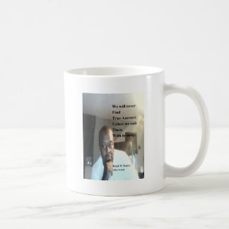 Mug Ralph Wisden Staples