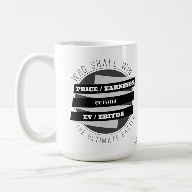 Mug Rapport P/E contre le rapport d'EV/EBITDA (Gauche)